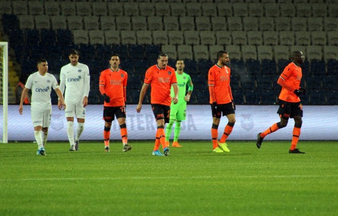 Medipol Başakşehir’den 5 Gollü Galibiyet
