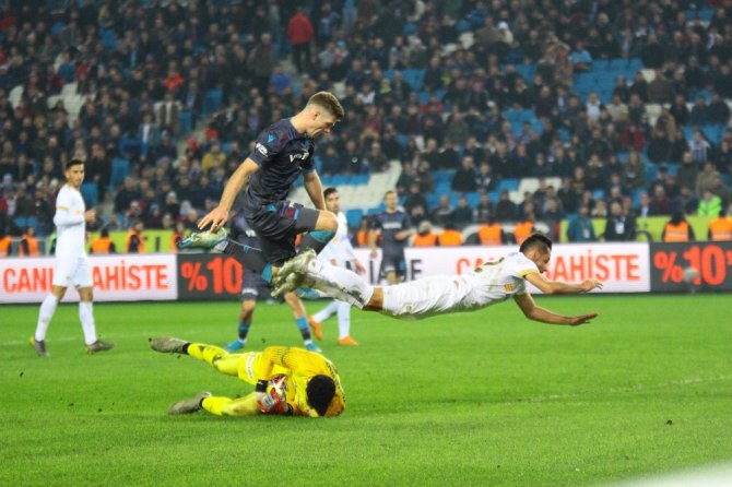 Trabzonspor, Kayserispor’a Fark Attı
