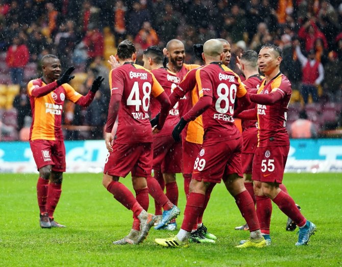 İlk Yarıda 3 Gol Var