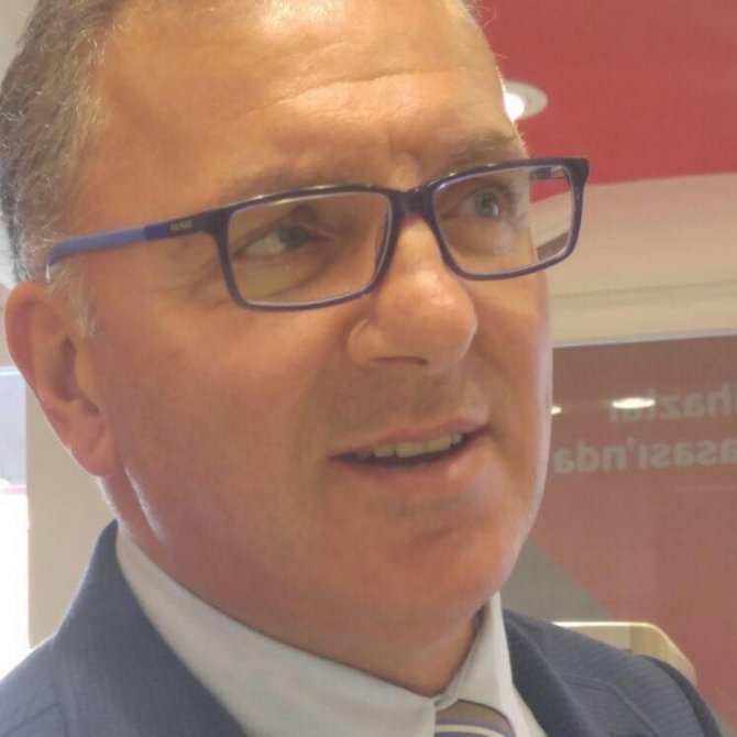 Orbalı İlçe Sağlık Müdürü Evine Giren Hırsız Tarafından Öldürüldü