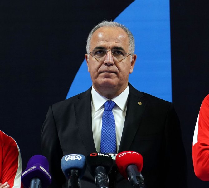 Mehmet Akif Üstündağ: "Olimpiyat Vizesini Alıp Ülkemize Döneceğiz"