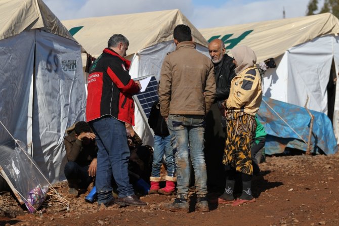 İdlib’te Sivillere Sağlık Taraması