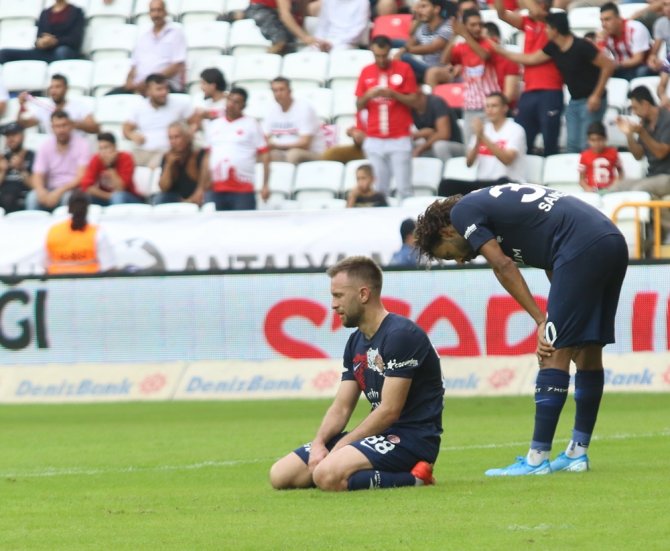 Antalyaspor’un İlk Yarı Karnesi