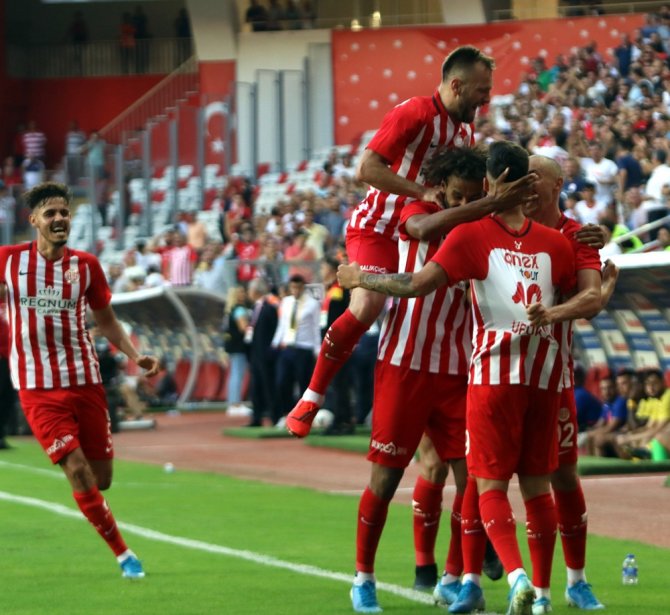 Antalyaspor’un İlk Yarı Karnesi