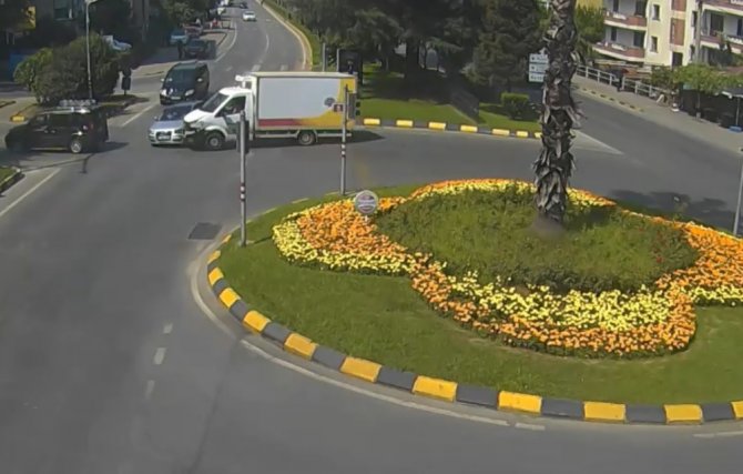 Trabzon’da Sürücülerin Işık İhlalleri Kameralara Yansıdı