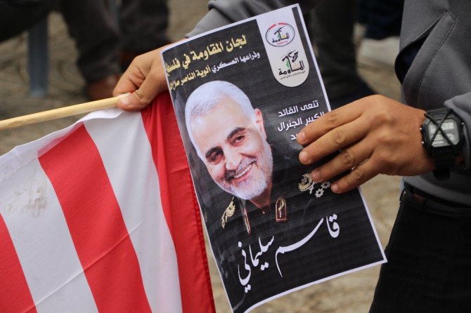 Gazze’de Abd Ve İsrail Bayrakları Yakıldı