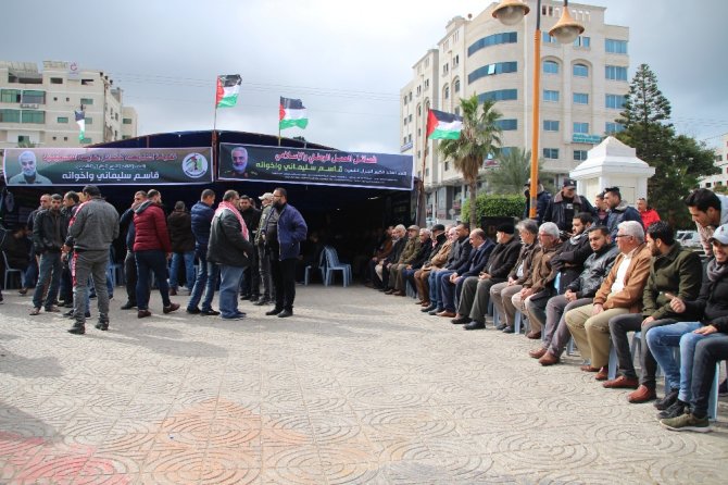 Gazze’de Abd Ve İsrail Bayrakları Yakıldı