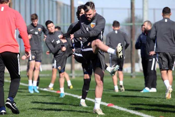Kayserispor’un Antalya Kampı Başladı