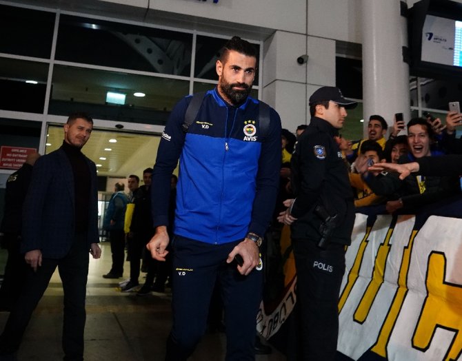 Fenerbahçe, Antalya’da