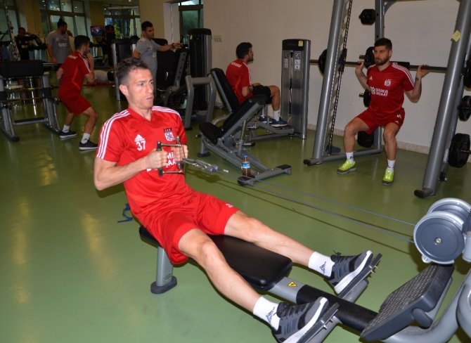 Sivasspor Salonda Çalıştı