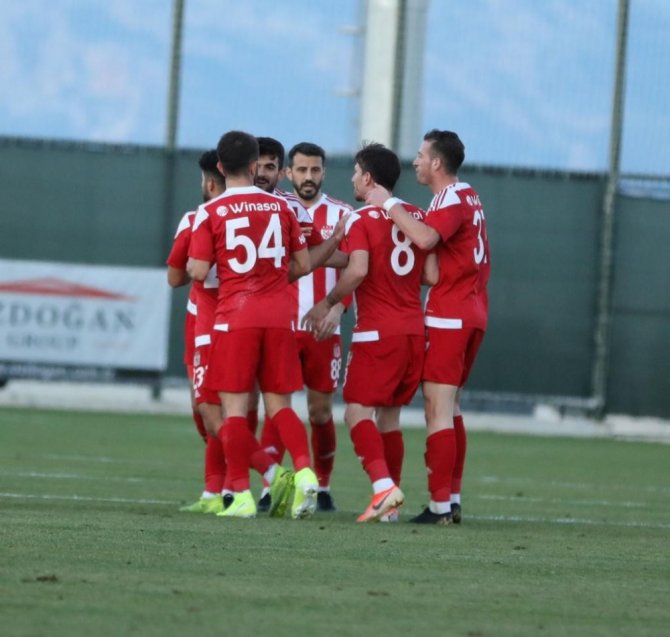 Hazırlık Maçı: Sivasspor: 2 - Waldhof Mannheim: 2
