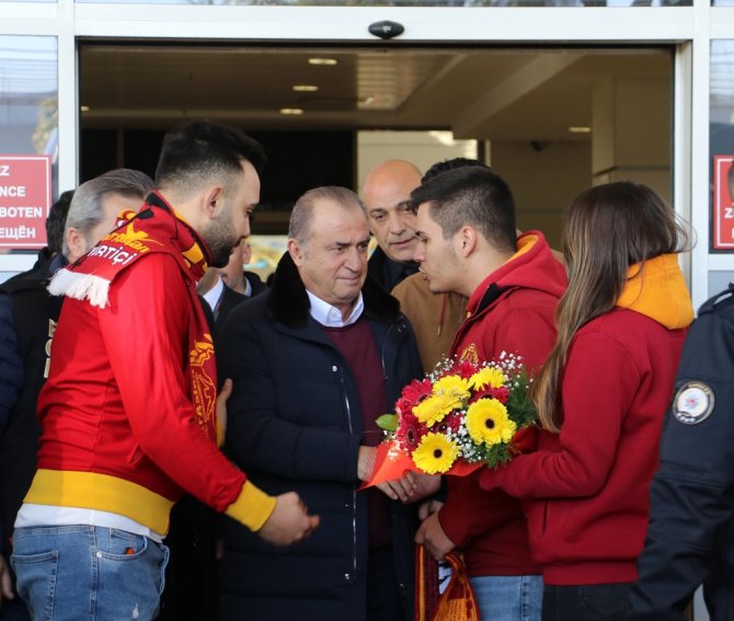 Galatasaray Kafilesi İkinci Yarı Hazırlıkları İçin Antalya’ya Geldi