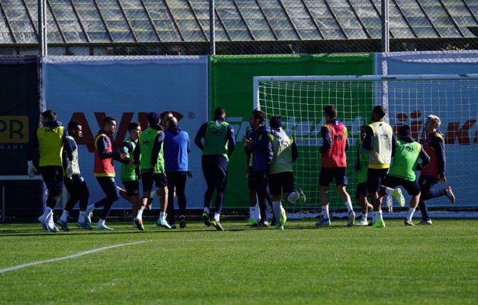 Fenerbahçe Pas Çalıştı