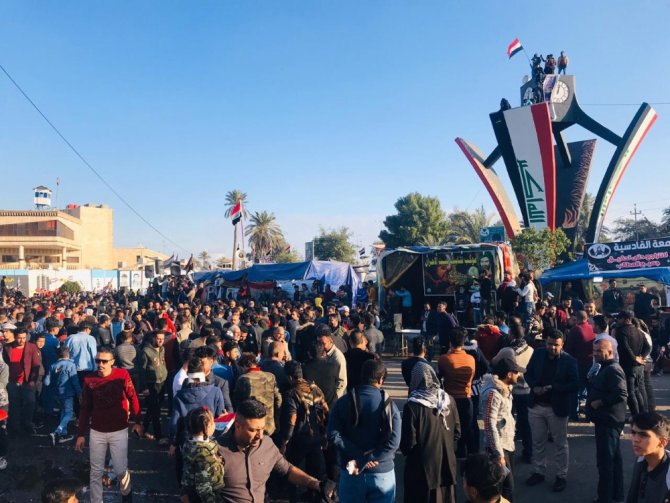Irak’ta Protestolar Yeniden Alevlendi: 2 Gazeteci Öldürüldü