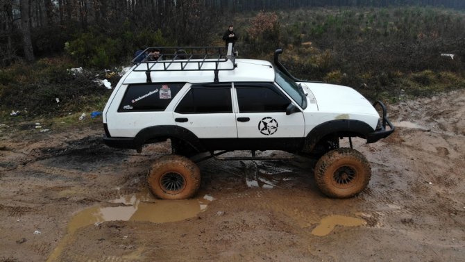 1996 Model Aracını Off-road Cipine Çevirdi, Görenler Şaşkına Döndü