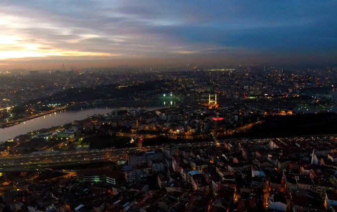 İstanbul Semalarında Gün Batımı Hayran Bıraktı