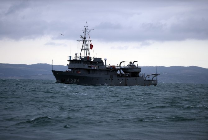 Kayıp Balıkçıyı Arayan Tcg Alemdar Gemisinin Çalışmaları Kameraya Yansıdı
