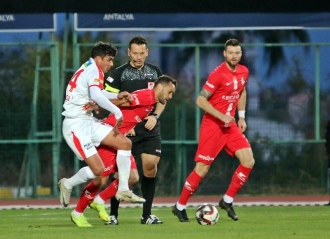 Antalyaspor Sahasında Göztepe’yi Mağlup Etti