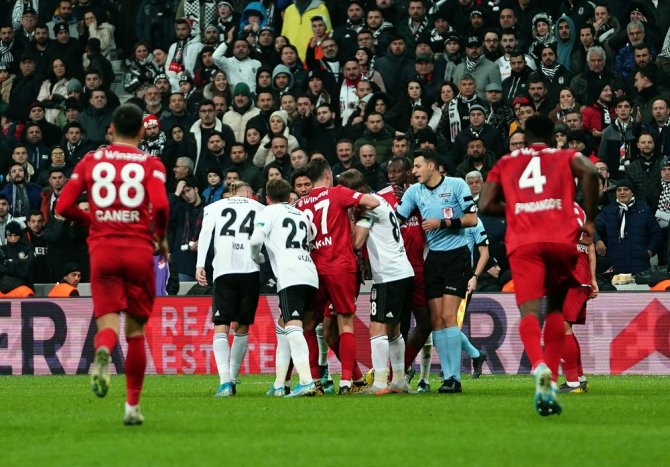 Lideri Beşiktaş Da Durduramadı