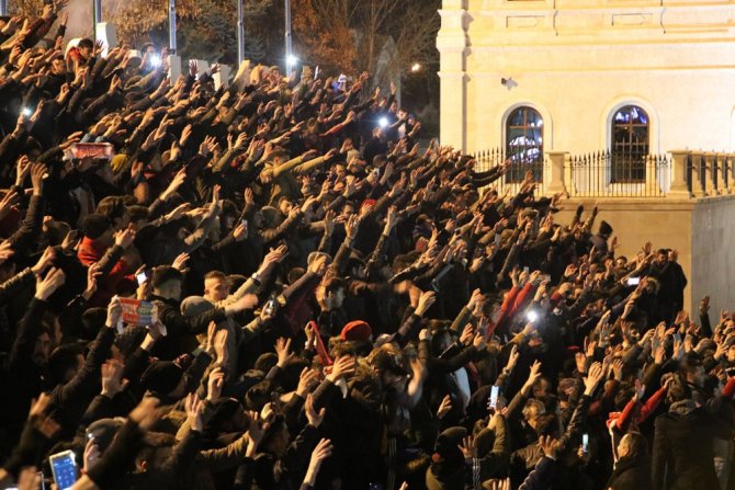 Sivas’ta, Beşiktaş Galibiyeti Doyasıya Kutlandı