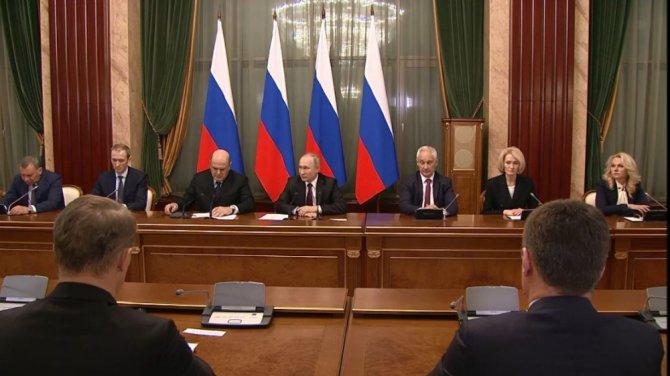 Rusya’nın Yeni Başbakanı Mişustin, Putin’e Yeni Kabineyi Tanıttı