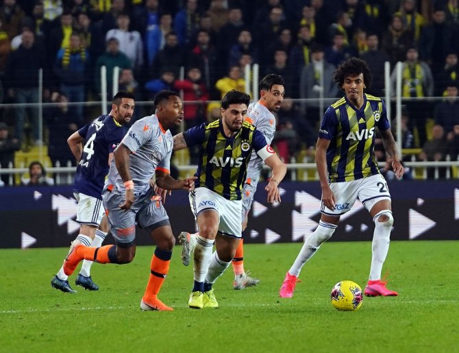 Fenerbahçe Başakşehir’i 2-0 Yendi