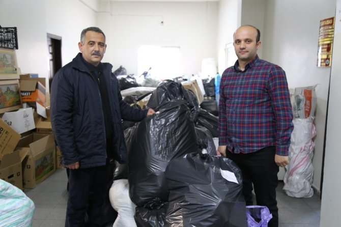 Yardım Kampanyası İçin Gönderilen Ceketten 10 Bin Lira Çıktı
