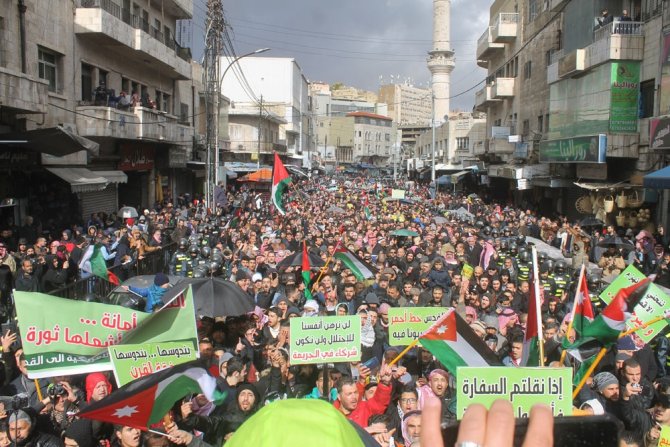 Ürdünlülerden Yüzyılın Anlaşması Protestosu