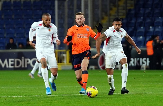 İlk Yarıda 2 Gol Var