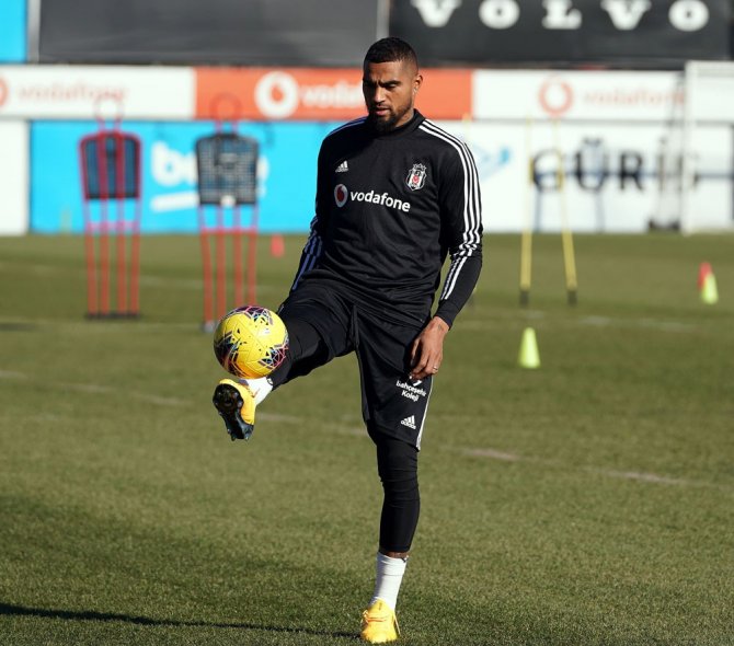 Beşiktaş’ta Boateng Sahaya Çıktı