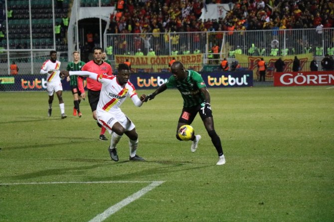 Süper Lig: Denizlispor: 1 - Göztepe: 1 (Maç Sonucu)