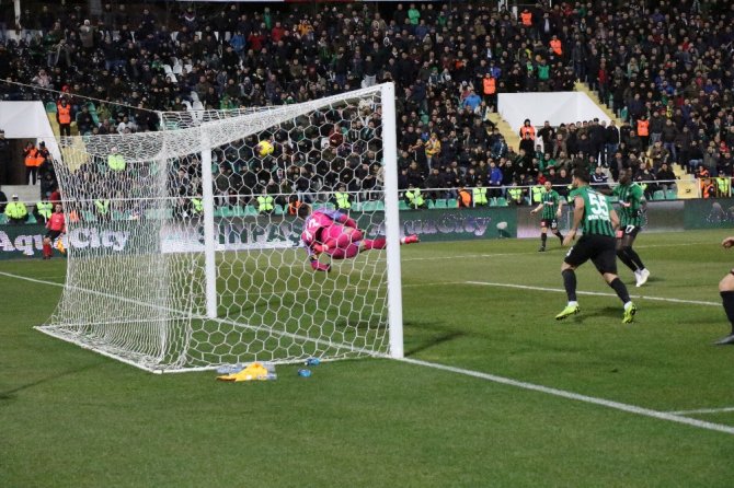 Süper Lig: Denizlispor: 1 - Göztepe: 1 (Maç Sonucu)