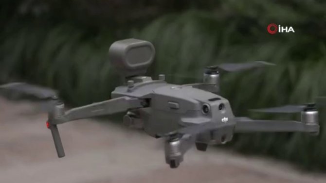 Çin’de Yaşlılar Virüse Karşı Drone İle Uyarılıyor