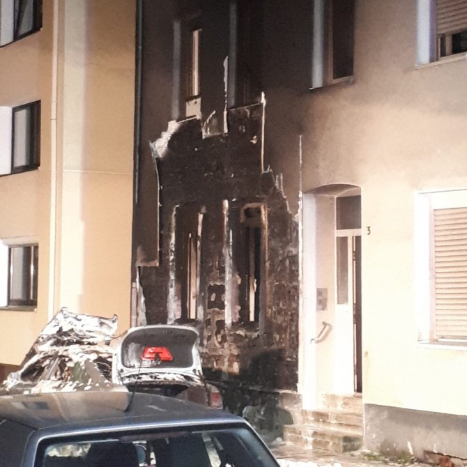 Almanya’da Türk Ailenin Yaşadığı Ev Kundaklandı