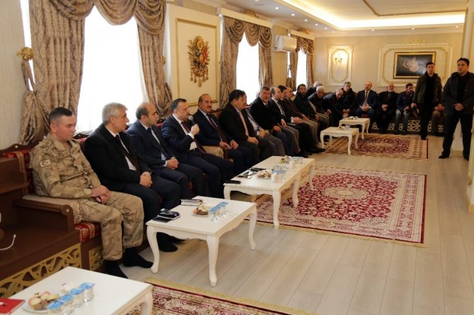 Kelkit’te Halk Toplantısı Yapıldı