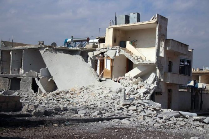 Esad Rejiminden Halep’e Hava Saldırısı: 5 Ölü