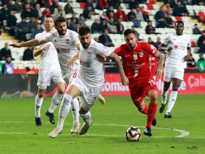 Ziraat Türkiye Kupası Çeyrek Final İlk Maçı Berabere Bitti