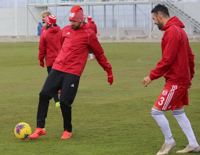 Çalımbay: “Başakşehir Maçının Hazırlıklarını Yapamıyoruz”