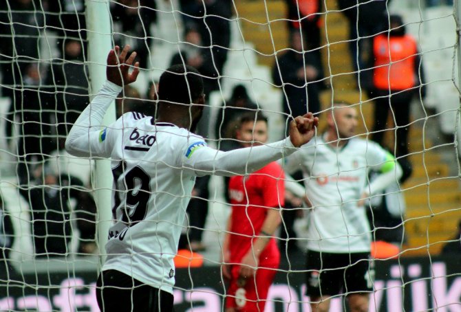 İlk Yarı Golsüz Bitti