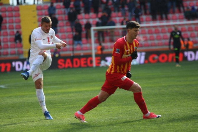 Kayserispor İle Antalyaspor Yenişemedi