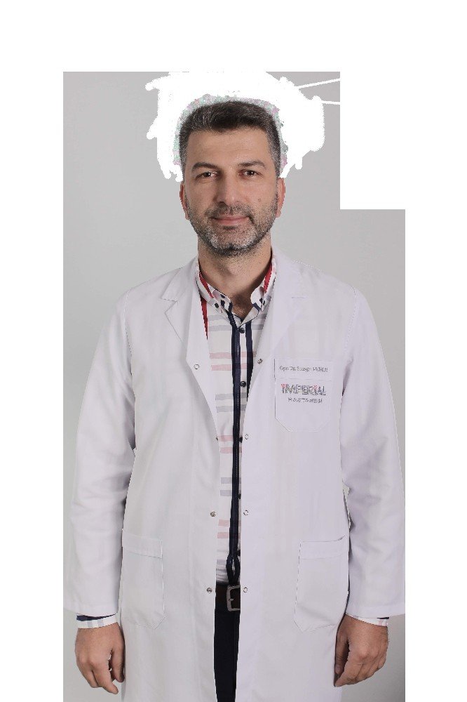 Trabzon Hurması Yerken Dikkat