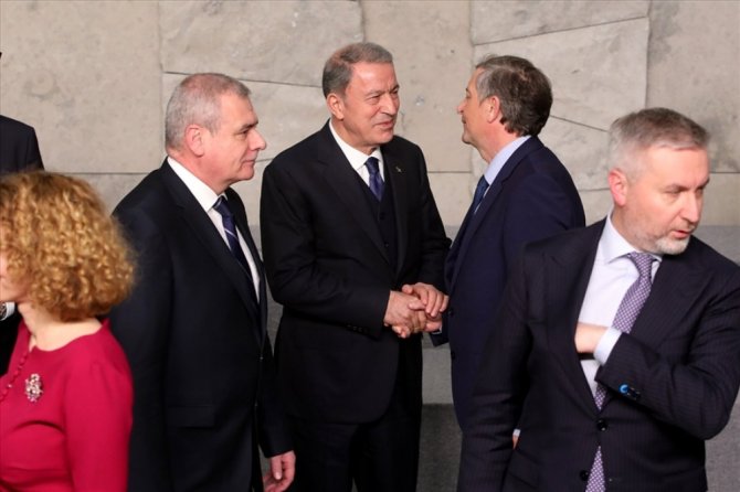 Bakan Akar’ın Da Katıldığı Oturum Sonrası Nato Aile Fotoğrafı Çekildi
