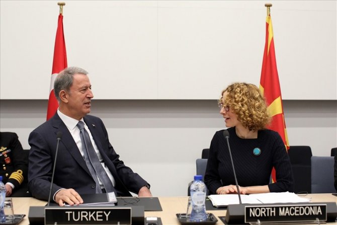 Bakan Akar, Kuzey Makedonya Savunma Bakanı Sekerinska İle Görüştü