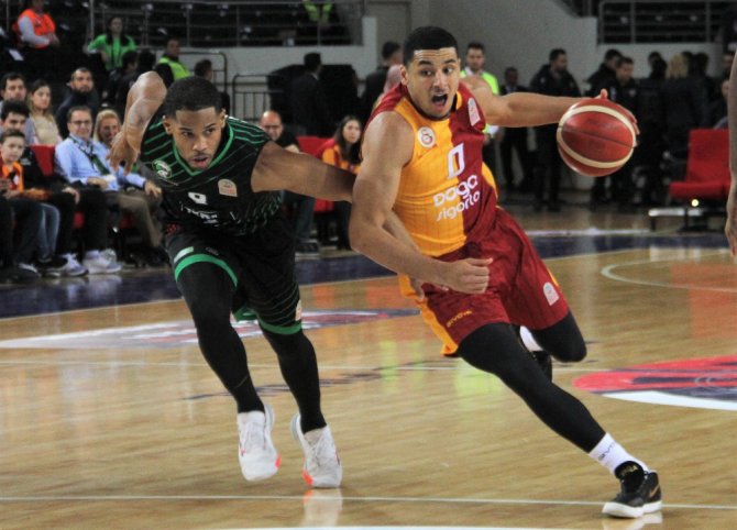 Darüşşafaka Tekfen Finalde