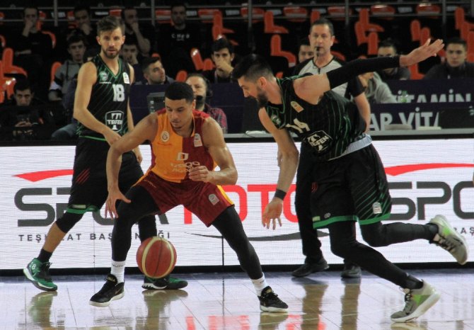 Darüşşafaka Tekfen Finalde