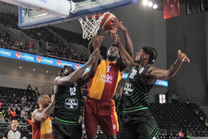 Darüşşafaka Tekfen Finalde