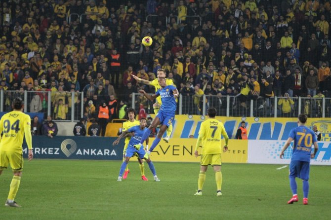 Fenerbahçe Deplasmanda Kaybetti