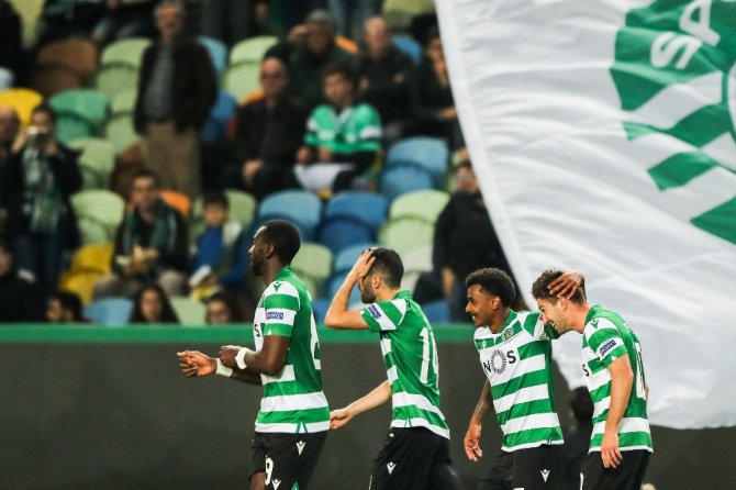 Uefa Avrupa Ligi: Sporting Lizbon: 3 - Medipol Başakşehir: 1 (Maç Sonucu)