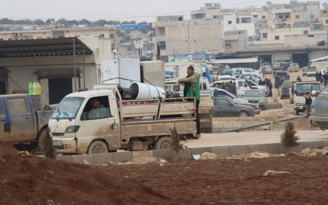 İdlib’den Göç Sürüyor