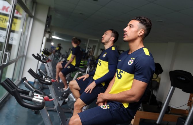 Fenerbahçe’de Derbi Hazırlıkları Sürüyor